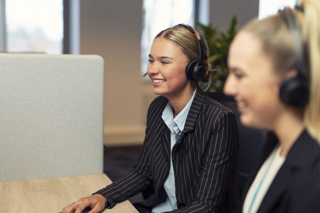 De 7 belangrijkste eigenschappen van een goede receptioniste/telefoniste